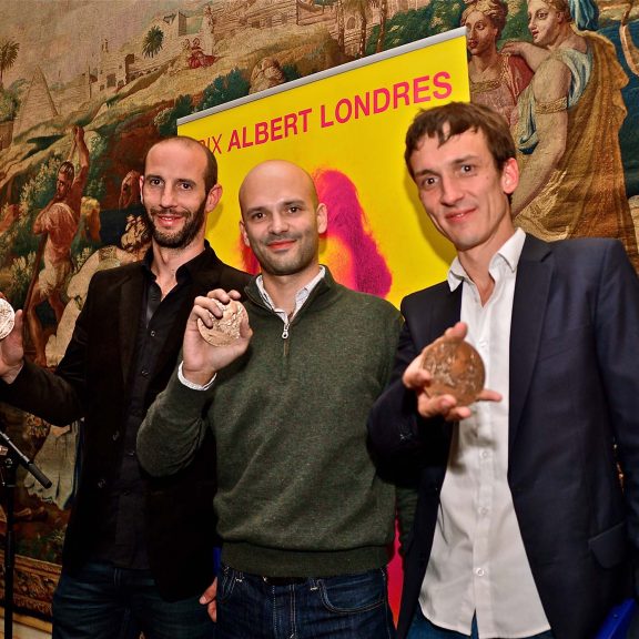 Philippe Pujol Sylvain Lepetit et Julien Fouchet lauréats Prix Albert Londres 2014